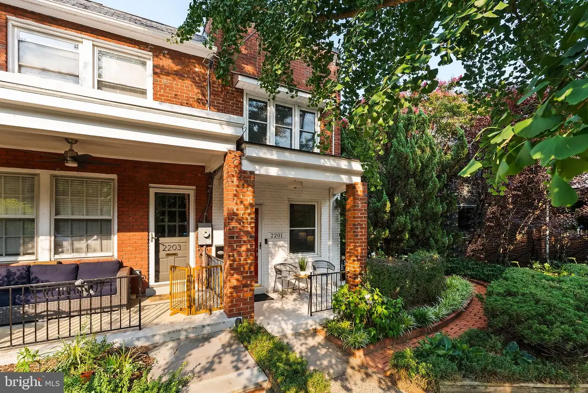 2201 Observatory Pl Nw, Washington, DC 20007 - #1