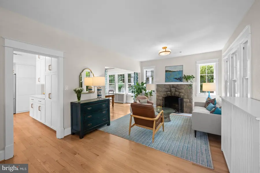 3828 Livingston St Nw, Washington, DC 20015 - #3