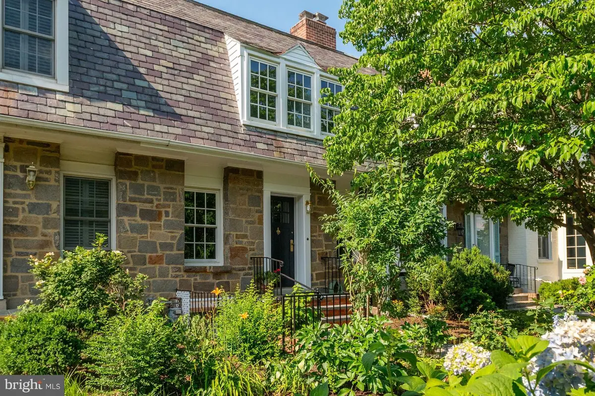 3533 R St Nw, Washington, DC 20007 - #1