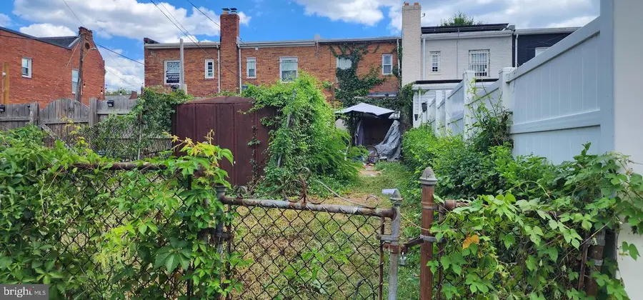 218 35th St Ne, Washington, DC 20019 - #2
