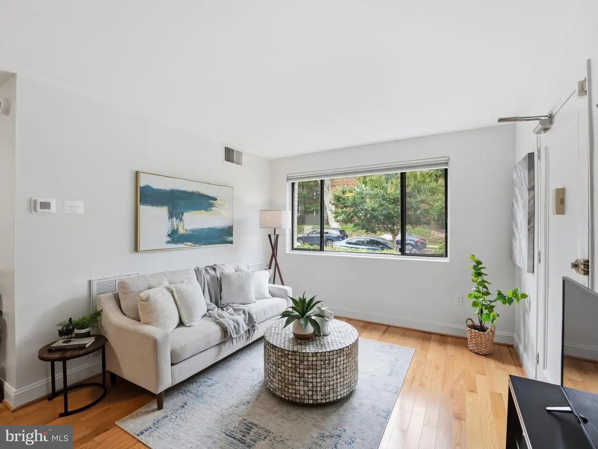 3835 Davis Pl Nw #2, Washington, DC 20007 - #1