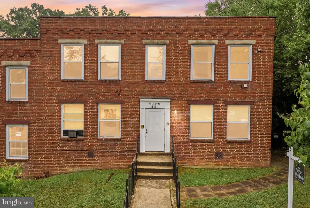 16 Galveston Pl Sw, Washington, DC 20032 - #1