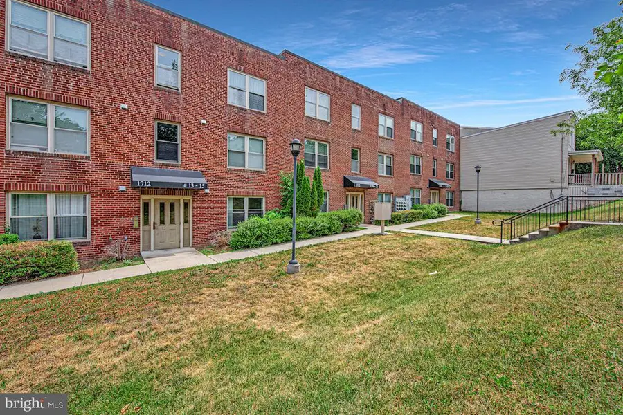 1712 W St Se #17, Washington, DC 20020 - #2