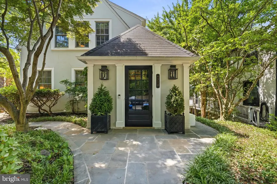 4310 Cathedral Ave Nw, Washington, DC 20016 - #3