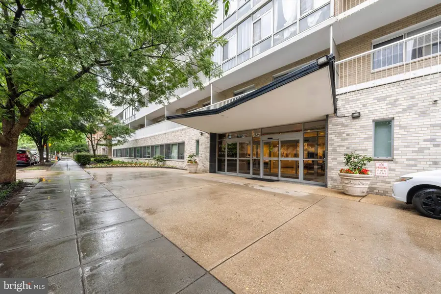 730 24th St Nw #312, Washington, DC 20037 - #2