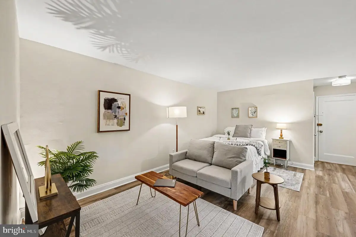 2325 42nd St Nw #220, Washington, DC 20007 - #1