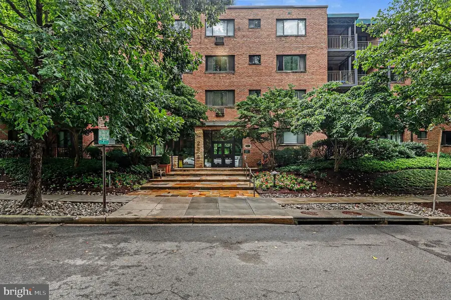 2325 42nd St Nw #220, Washington, DC 20007 - #3