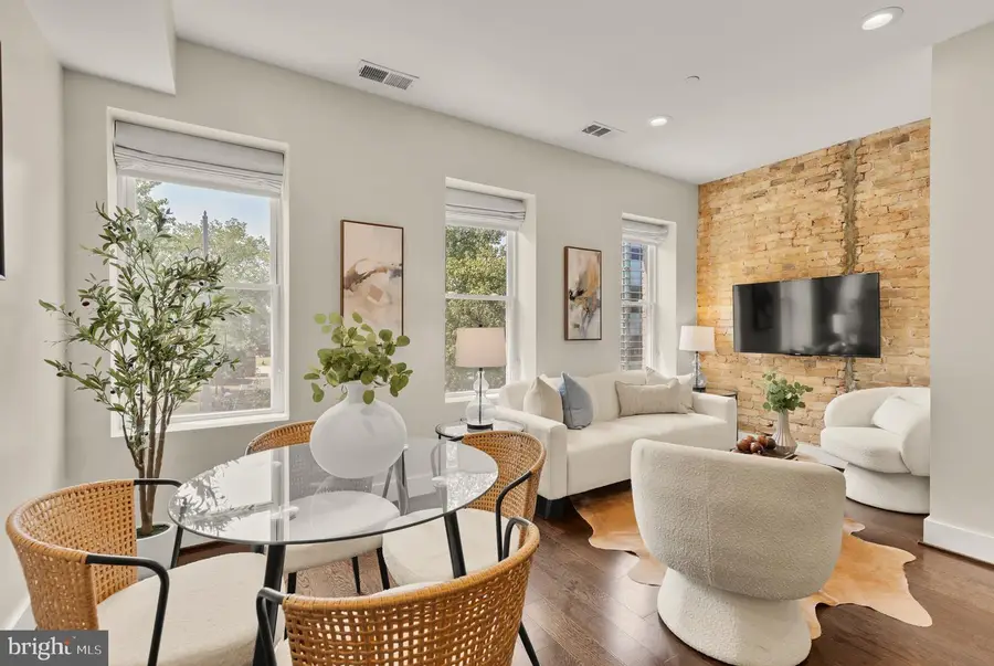 1453 Girard St Nw #3, Washington, DC 20009 - #3