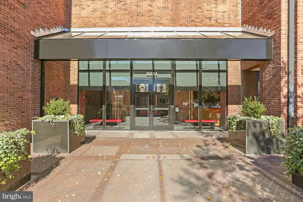 3251 Prospect St Nw #401, Washington, DC 20007 - #1