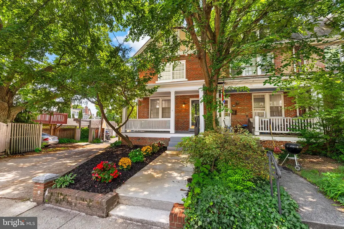 3810 Beecher St Nw, Washington, DC 20007 - #1