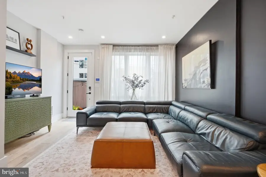 1216 I St Ne #b, Washington, DC 20002 - #2