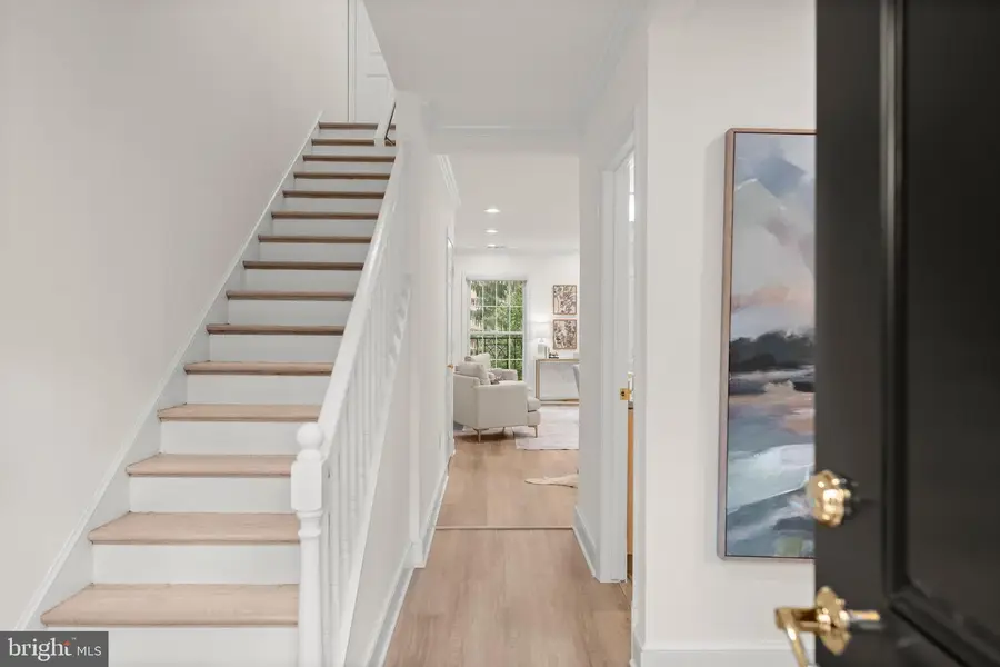3229 Sutton Pl Nw #b, Washington, DC 20016 - #2