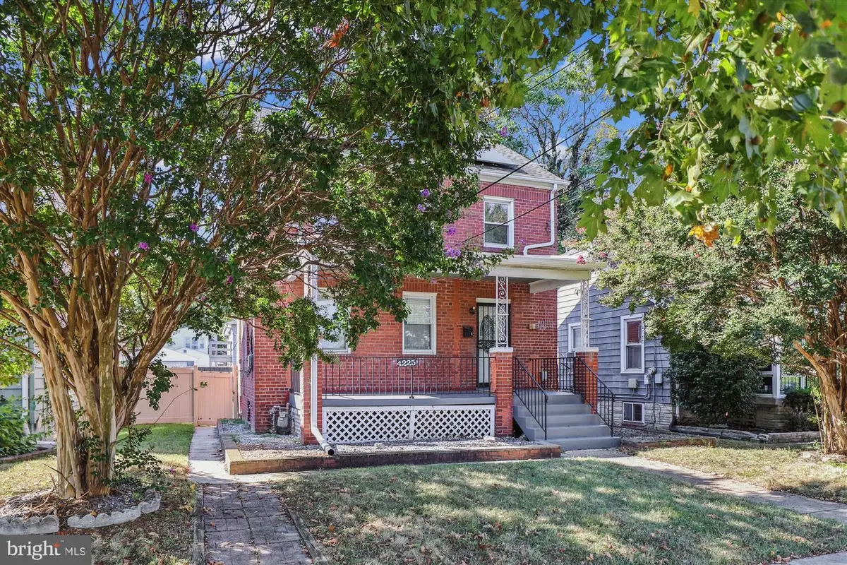 4225 Meade St Ne, Washington, DC 20019 - #1