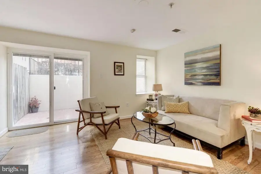 1619 R St Nw #ll1, Washington, DC 20009 - #3
