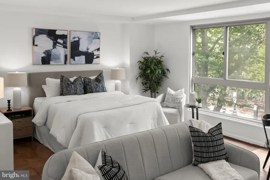 922 24th St Nw #220, Washington, DC 20037 - #2