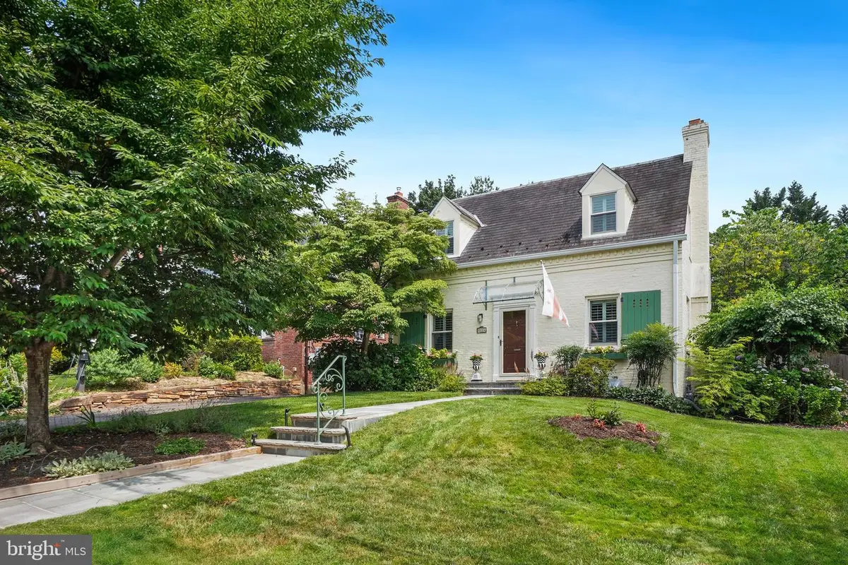 2824 Mckinley Pl Nw, Washington, DC 20015 - #1