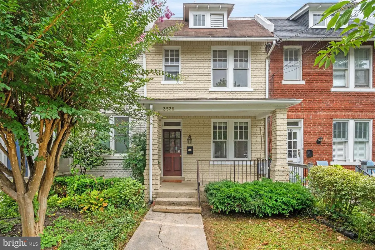3538 T St Nw, Washington, DC 20007 - #1