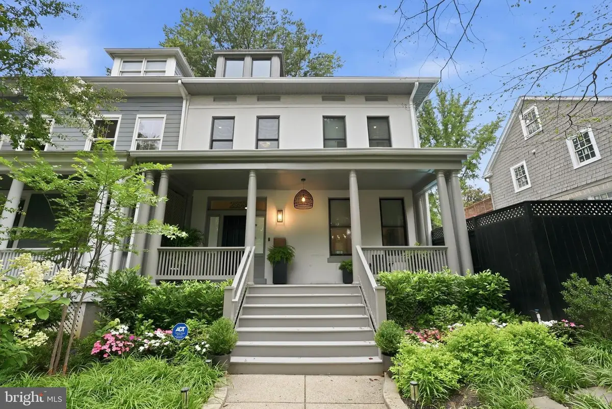 2558 36th St Nw, Washington, DC 20007 - #1