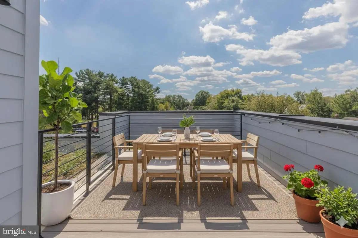 4347 Harrison St Nw #penthouse 8, Washington, DC 20015 - #1