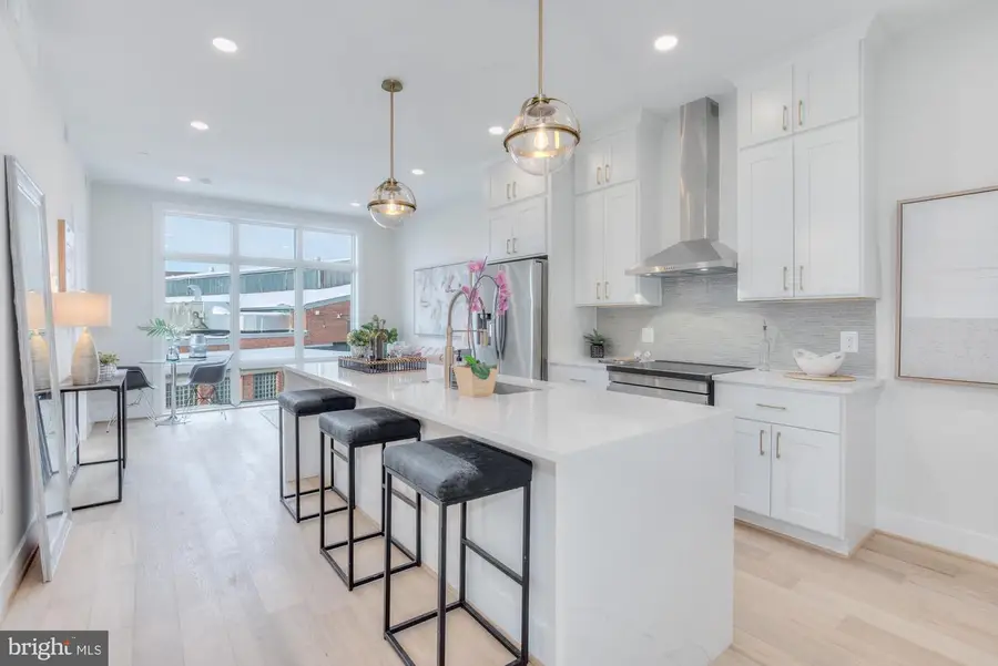 4347 Harrison St Nw #penthouse 8, Washington, DC 20015 - #3
