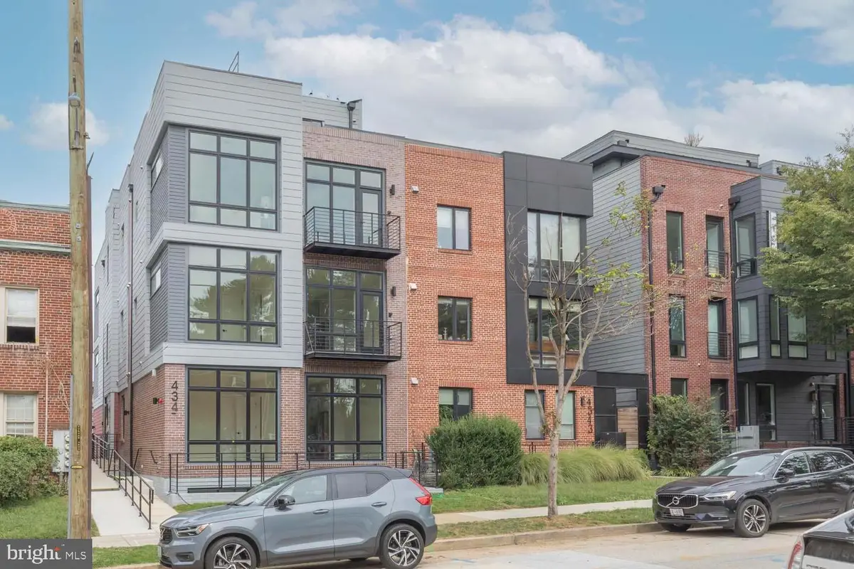 4347 Harrison St Nw #6, Washington, DC 20015 - #1