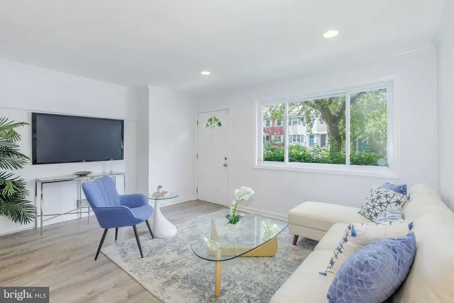 28 17th St Se, Washington, DC 20003 - #3