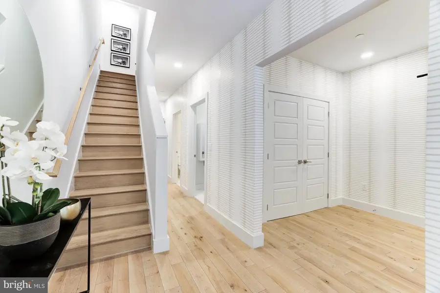 1309 E St Se #37, Washington, DC 20003 - #2
