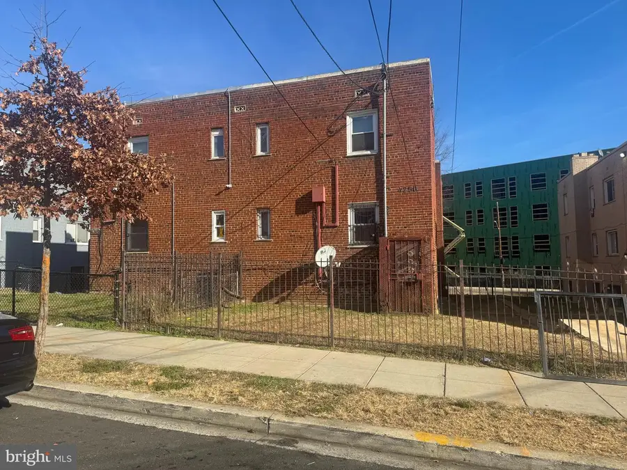 4250 6th St Se, Washington, DC 20032 - #2