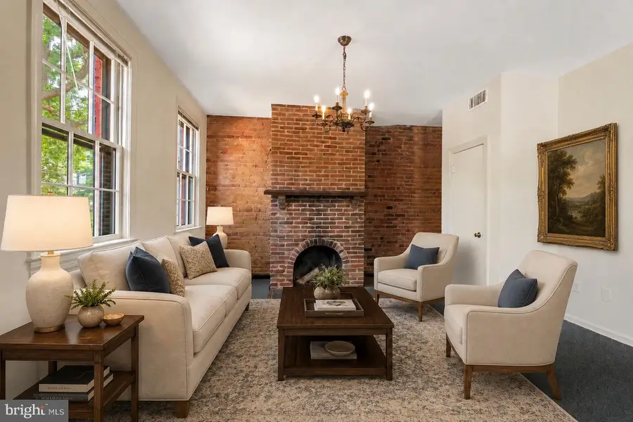 601 E St Se, Washington, DC 20003 - #3