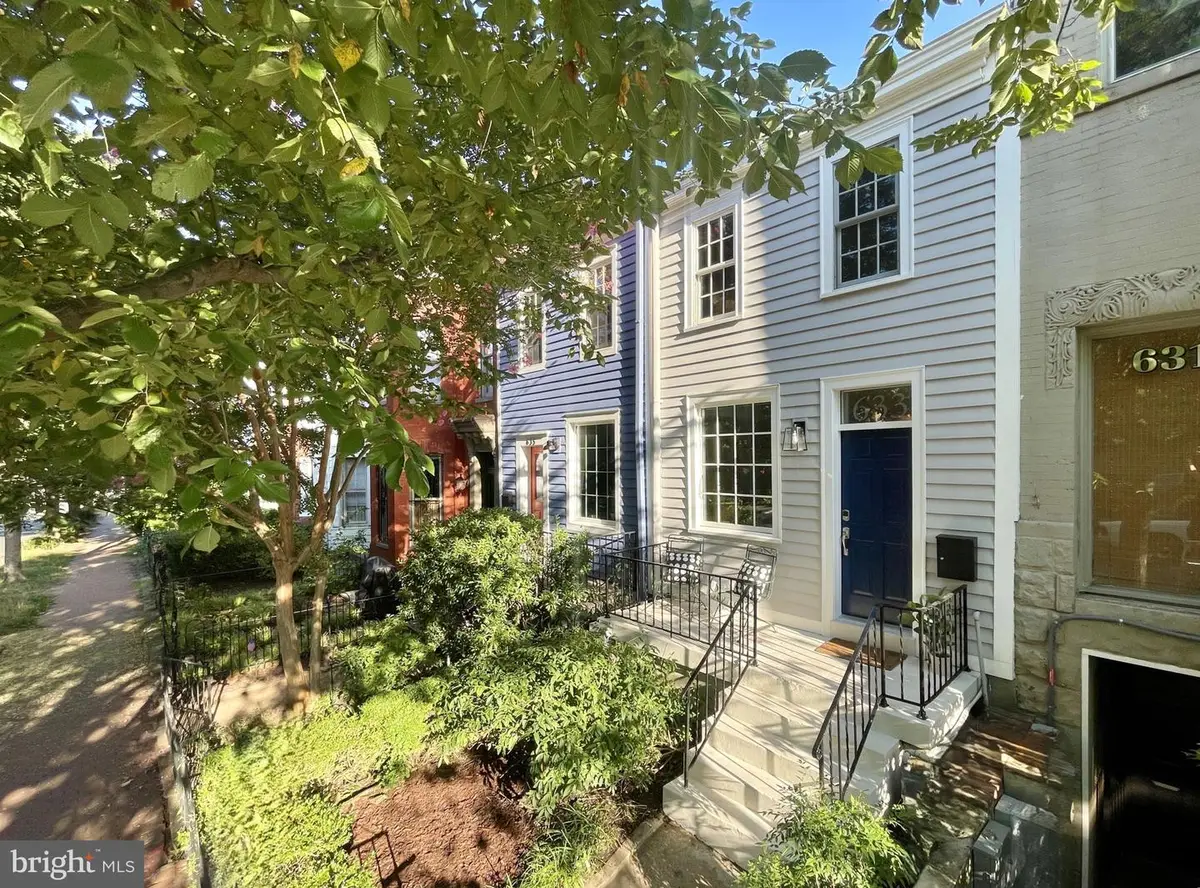 633 Constitution Ave Ne, Washington, DC 20017 - #1