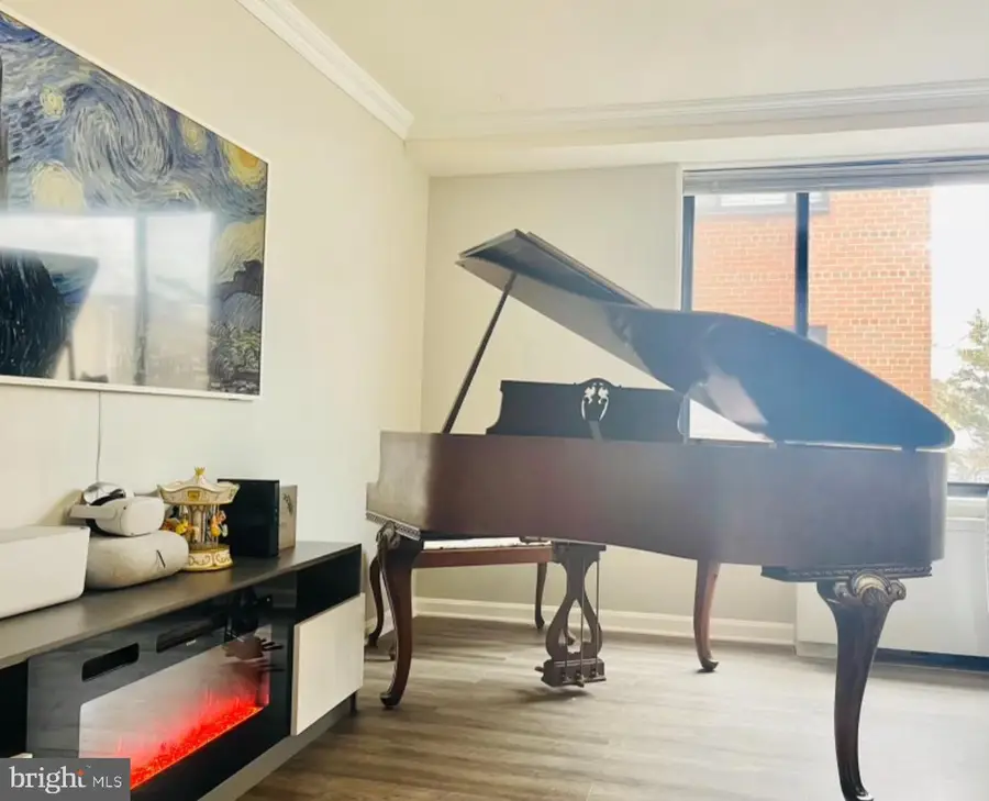 5112 Macarthur Blvd Nw #101, Washington, DC 20016 - #3