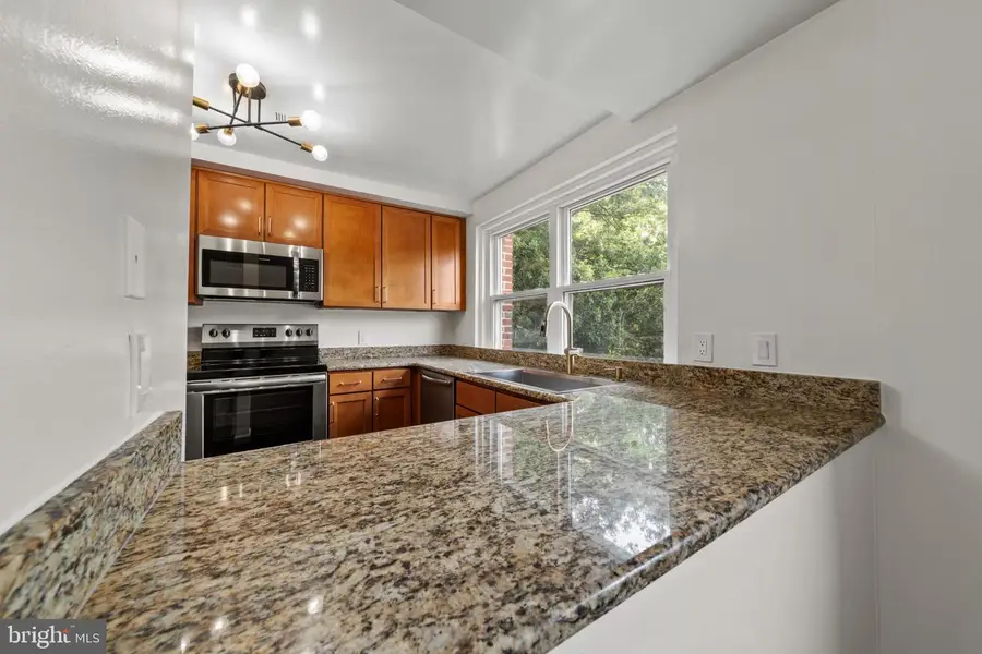 1800 28th Pl Se #205, Washington, DC 20020 - #3