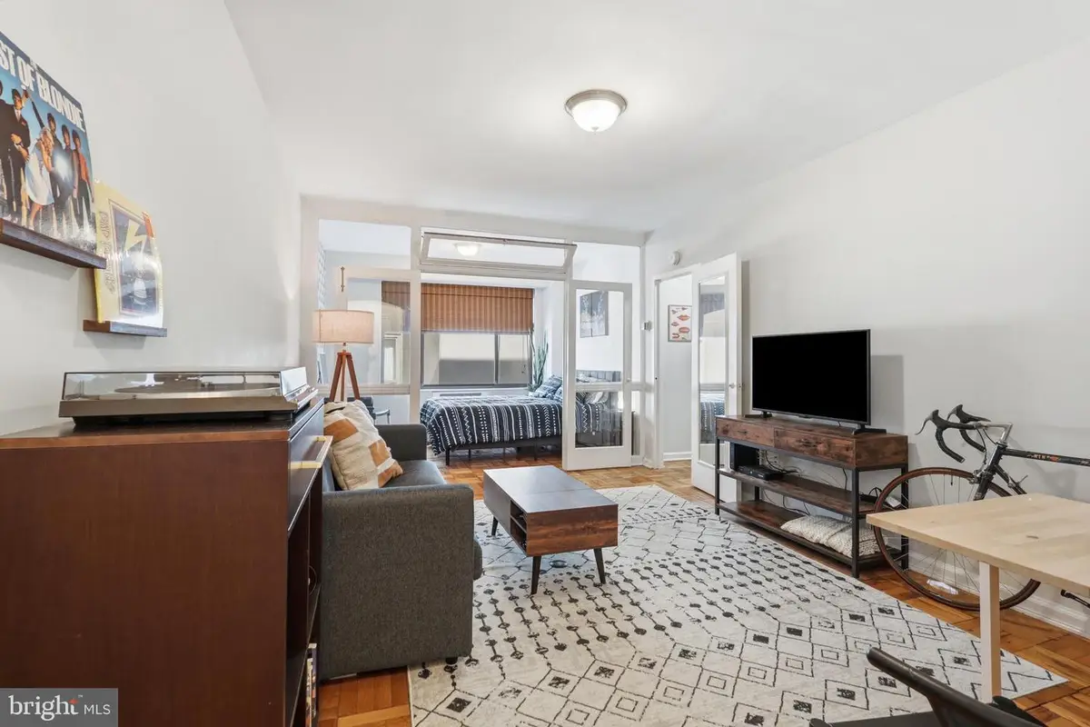 1 Scott Cir Nw #616, Washington, DC 20036 - #1