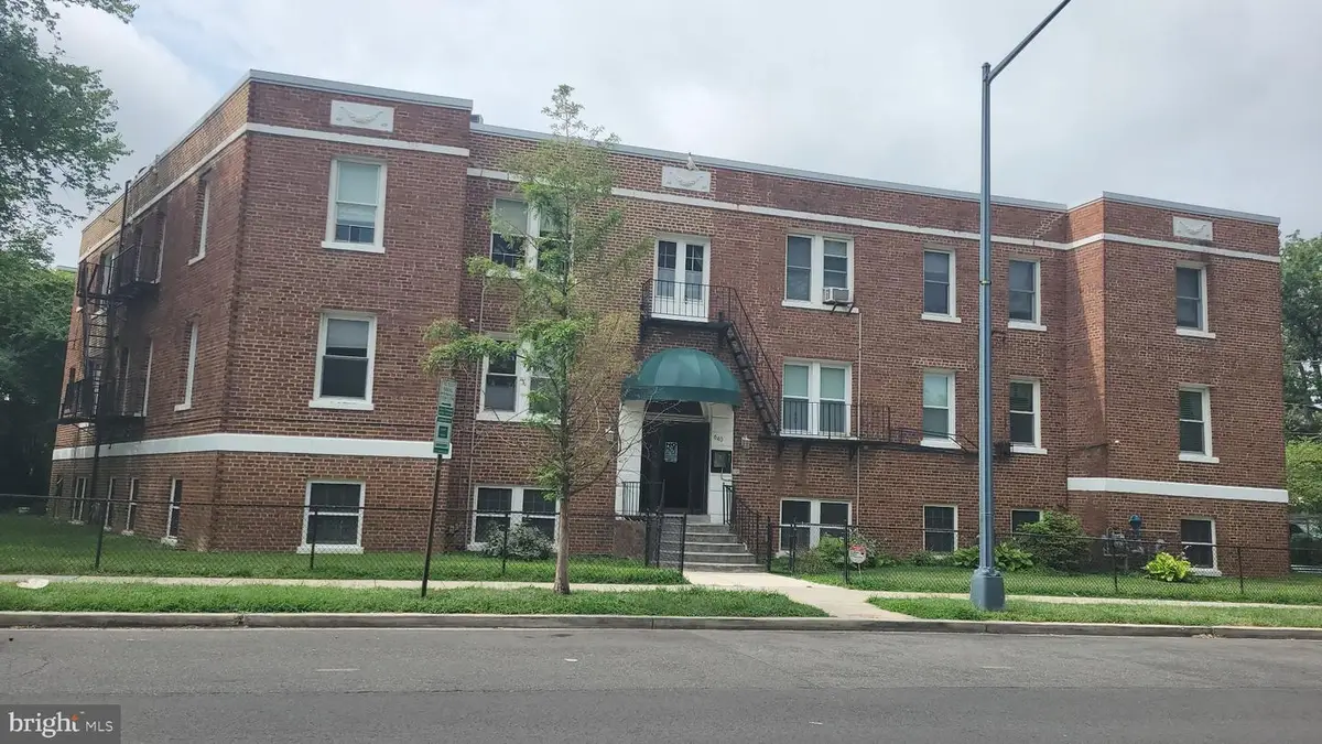 640 Buchanan St Nw #105, Washington, DC 20011 - #1