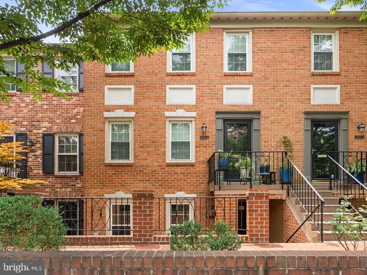 3203 Sutton Pl Nw #c, Washington, DC 20016 - #1