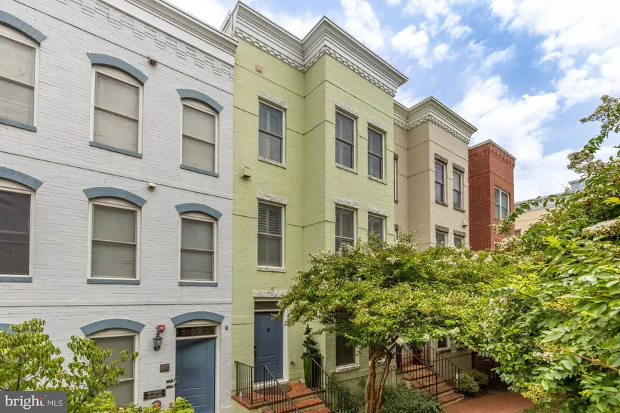 914 4th St Se, Washington, DC 20003 - #2
