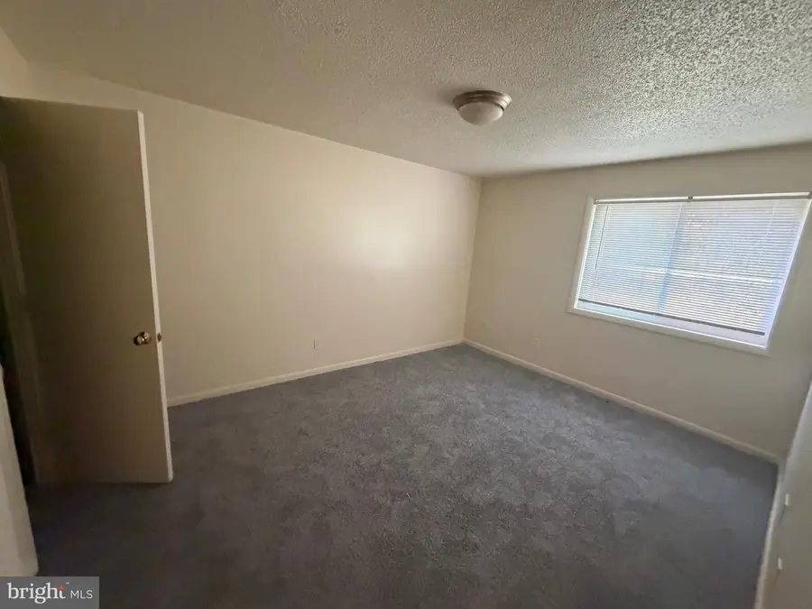 625 Chesapeake St Se #104, Washington, DC 20032 - #3