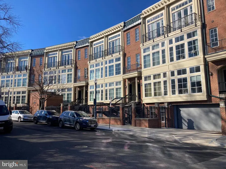 2200 17th St Nw #g-63, Washington, DC 20009 - #2