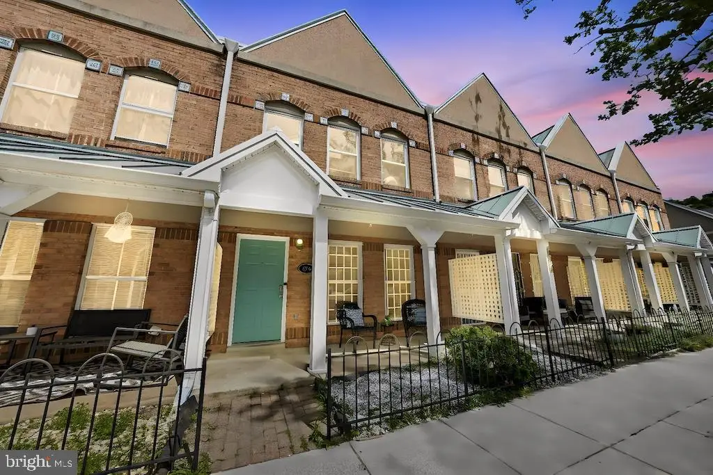 616 Parkside Pl Ne, Washington, DC 20019 - #1