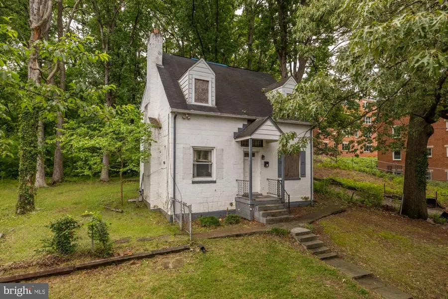 212 36th St Se, Washington, DC 20019 - #2