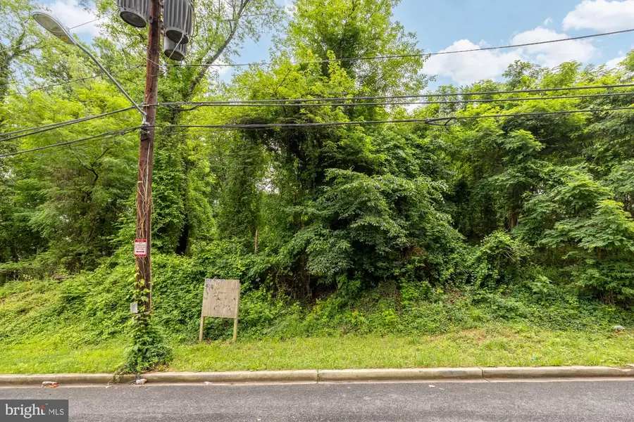 4647 G St Se, Washington, DC 20019 - #3