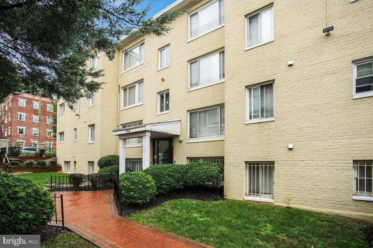 705 Brandywine St Se #203, Washington, DC 20032 - #1