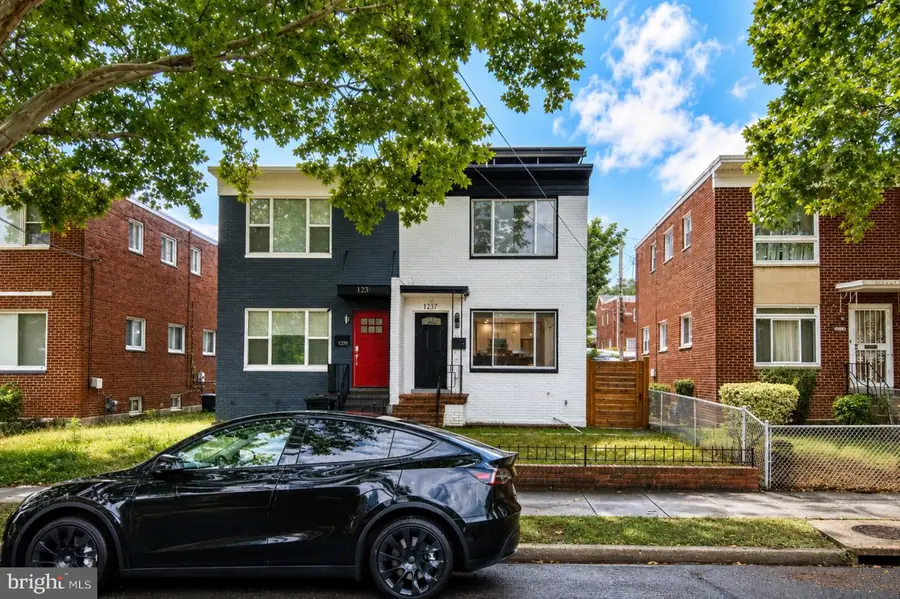 1237 Emerson St Ne, Washington, DC 20017 - #2