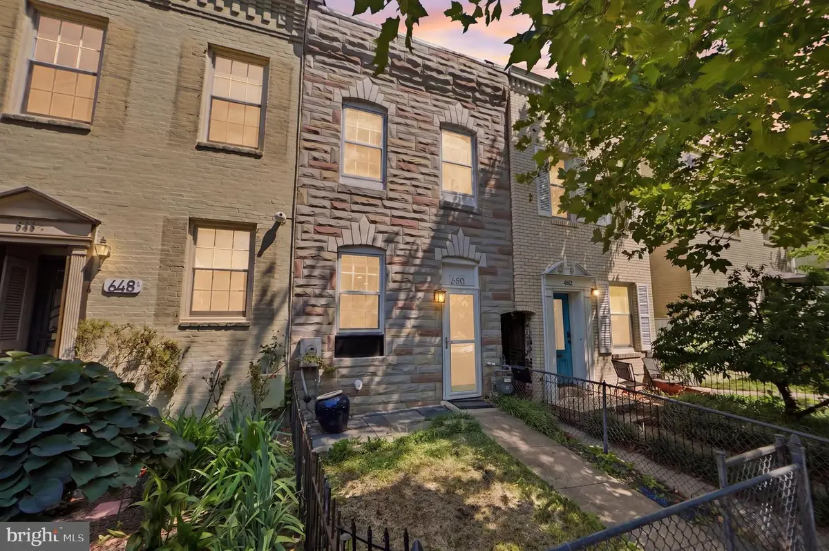 650 E St Se, Washington, DC 20003 - #1