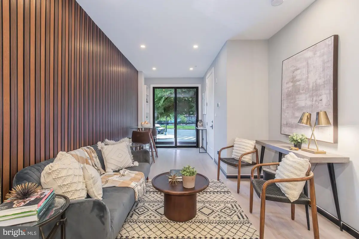 1332 G St Se #1, Washington, DC 20003 - #1