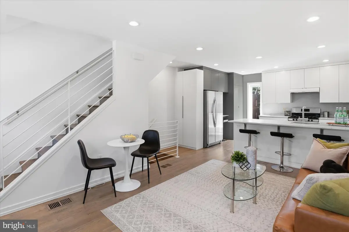 401 Peabody St Ne, Washington, DC 20011 - #1