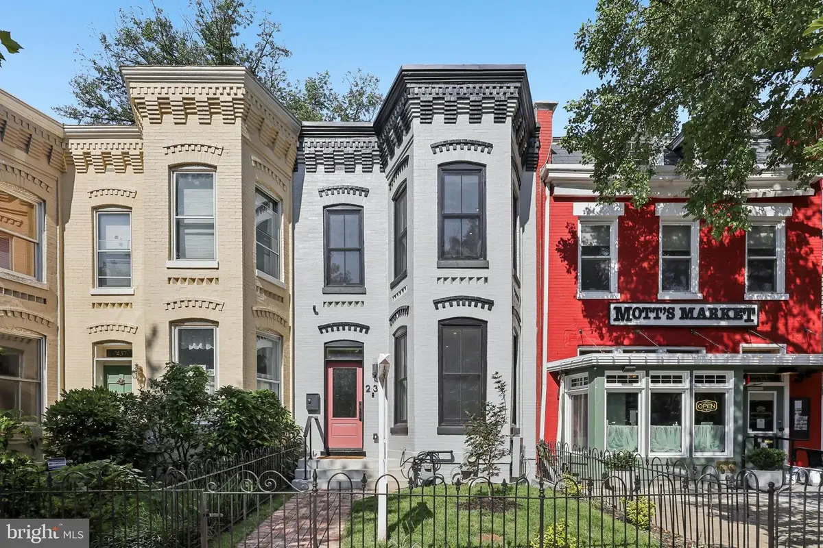235 12th St Se, Washington, DC 20003 - #1