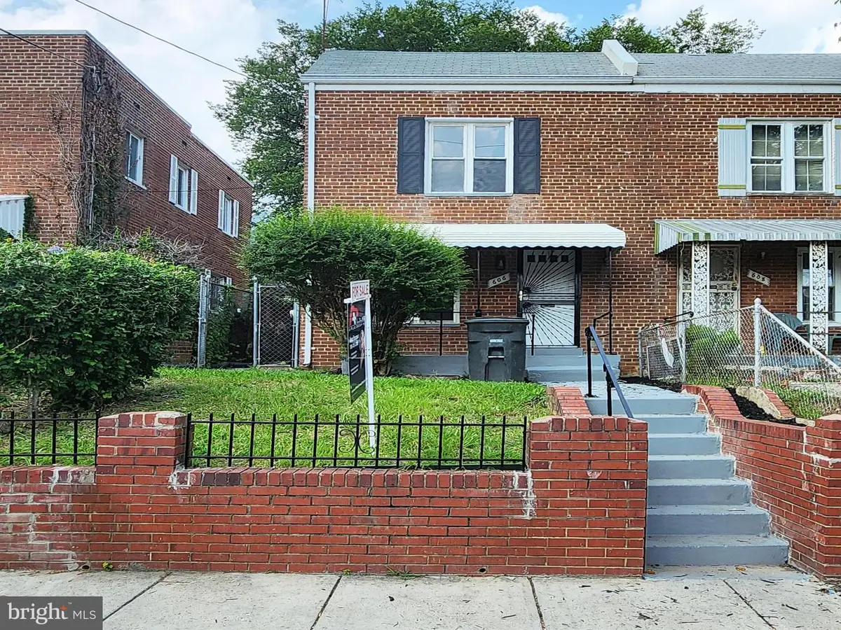 606 Brandywine St Se, Washington, DC 20032 - #1