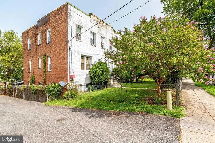 4208 Foote St Ne, Washington, DC 20019 - #2