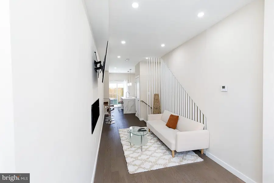 336 Oakdale Pl Nw, Washington, DC 20001 - #2